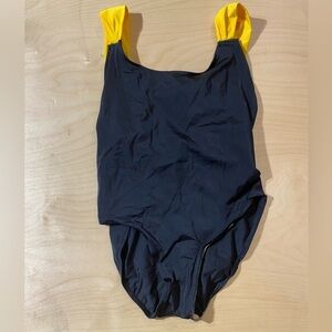 Catalina One Piece Swimsuit 12 Made in USA (JR)